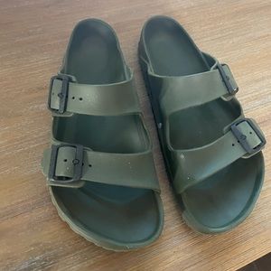 Green Arizona Birkenstocks Size 11